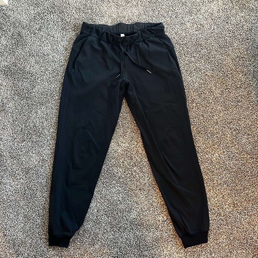 Lululemon joggers